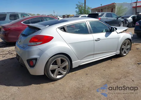 2013 Hyundai Veloster Turbo W/Black z USA, uszkodzony, nr VIN KMHTC6AE7DU153910